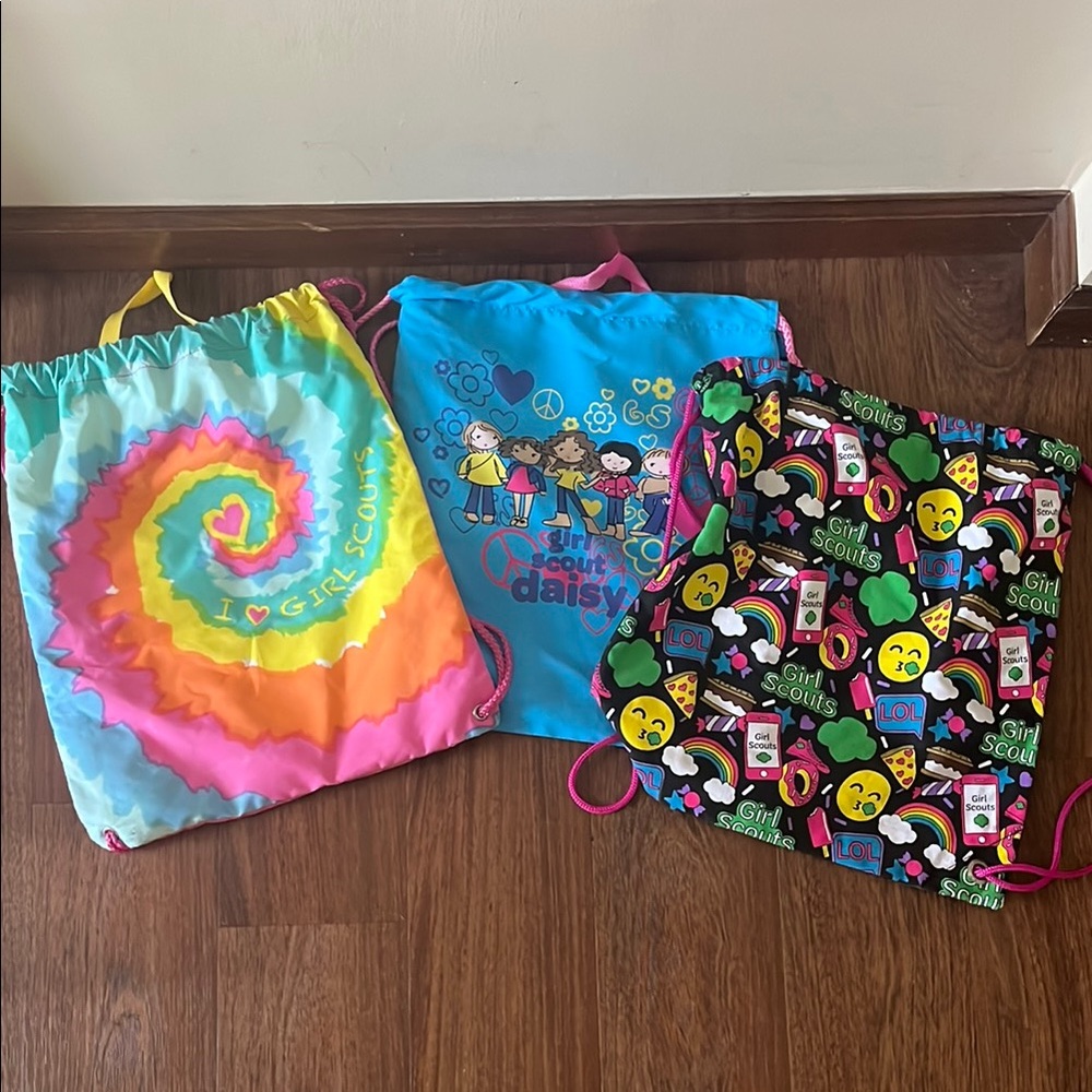 Colorful Girl Scouts Drawstring Bags